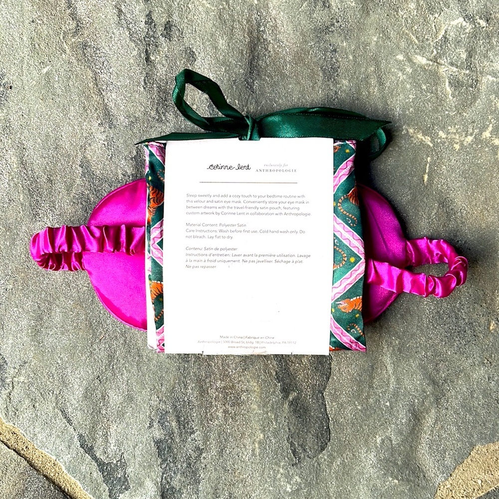 Corinne Lent Velour & Satin Eye Mask Gift Set - Picture 5 of 6